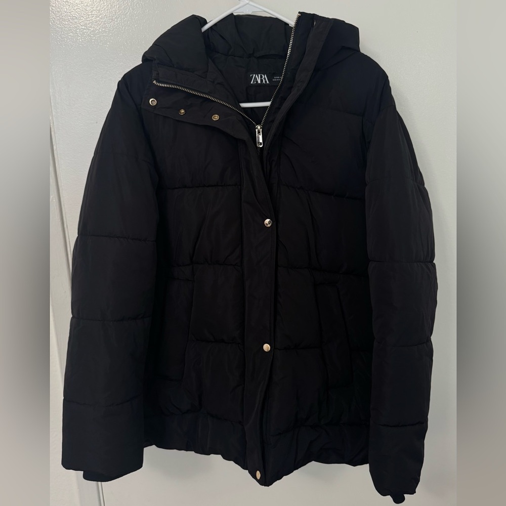 Zara Black Quilted Jacket with Gold Accents